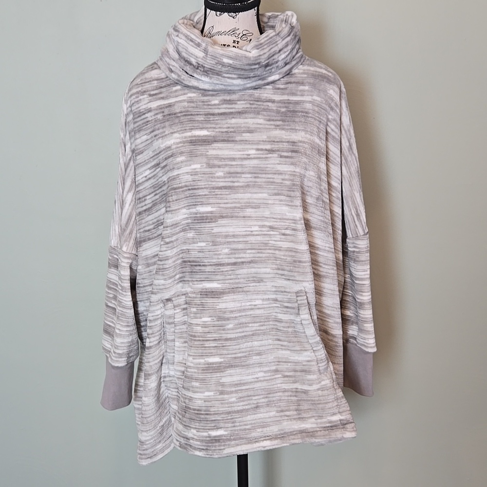Sherpa Cowl neck